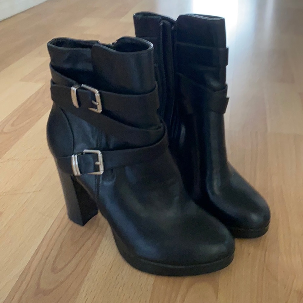 High heel booties